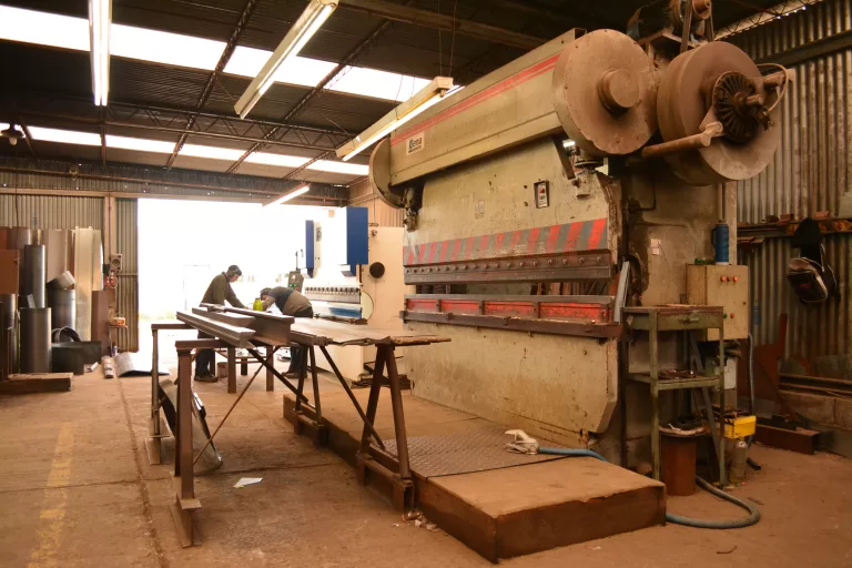 Sector de plegado de Cassano Metalúrgica